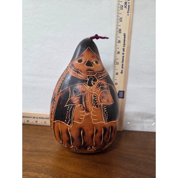 Carved Gourd Ethnic Art. Hand Carved and Painted in Peru - Picture 1 of 5
